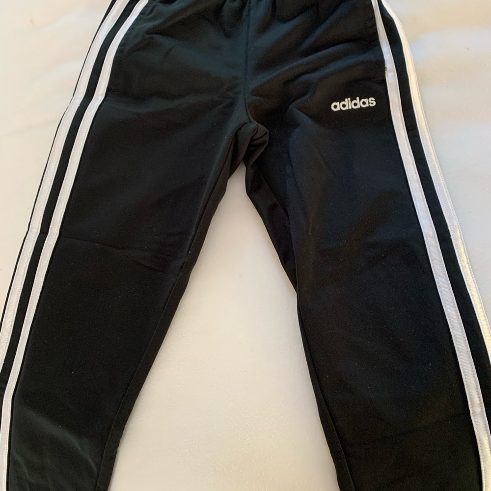 Kids Size 4T Adidas Track Suit - Picture 3 of 4
